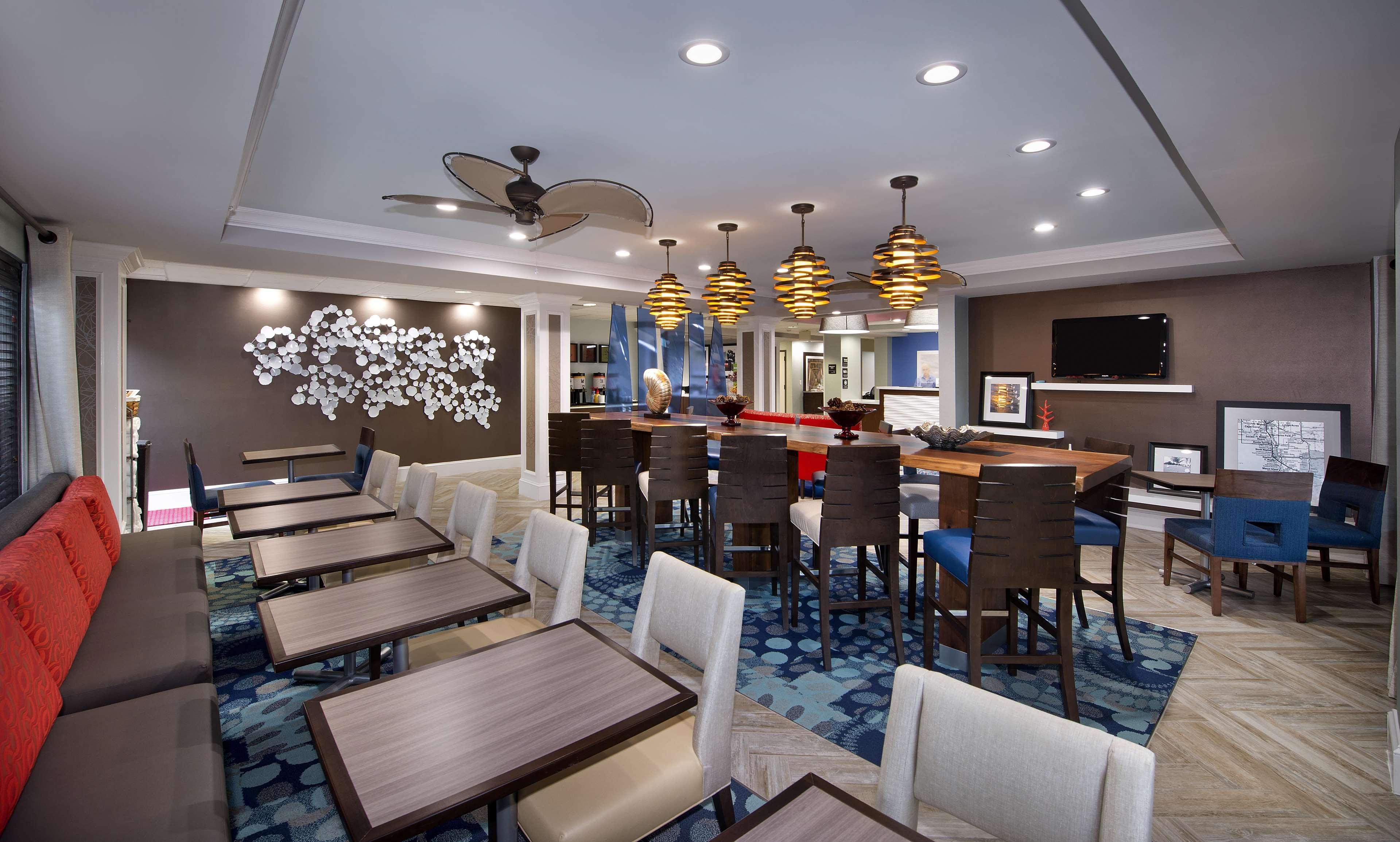 Hampton Inn Naples - I-75 מראה חיצוני תמונה